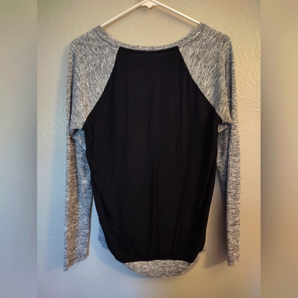 KUT From The Kloth Heather Gray Floral Print Long Sleeve Sweater Size Me… - Picture 11 of 11